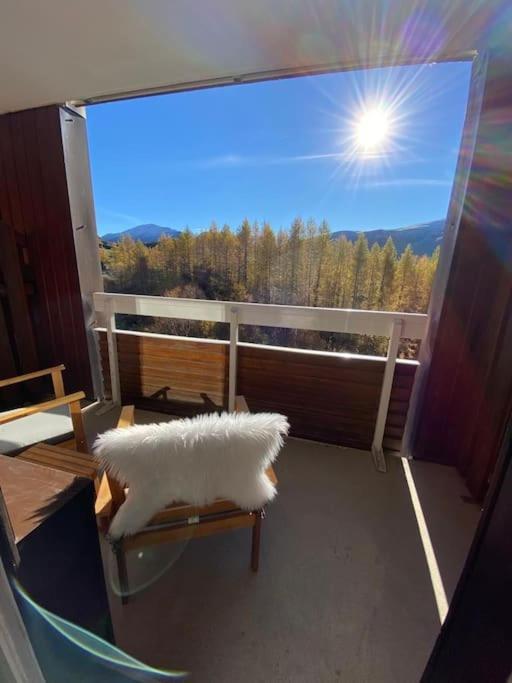 Au Pied Des Pistes Avec Parking Entierement Renove Apartment Huez Exterior photo